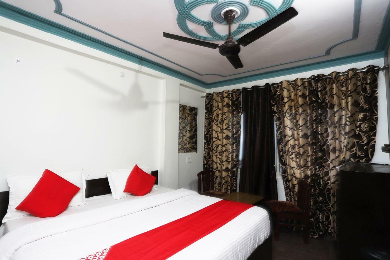 Oyo 43694 Hotel Hillson Pauri Exterior foto